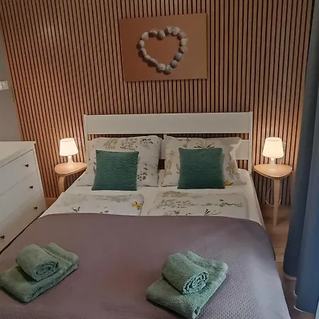 Idylla Goscinne Blisko Centrum شقة