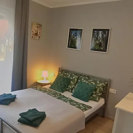 Idylla Goscinne Blisko Centrum Apartamento Kudowa-Zdrój