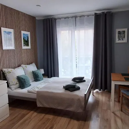 Idylla Goscinne Blisko Centrum Apartment *